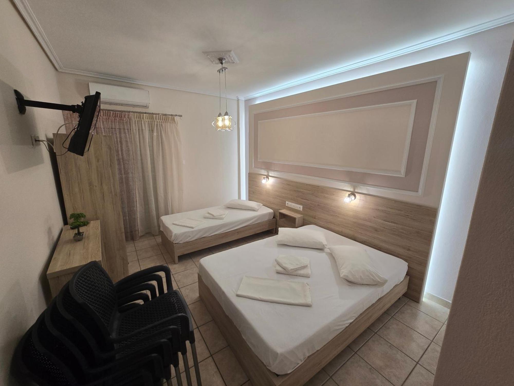 Studios Dafni Paralia Katerinis Luaran gambar
